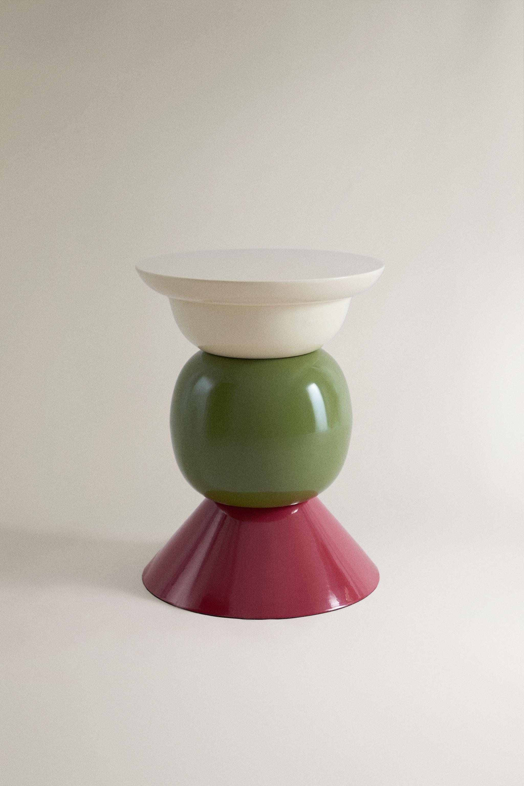 TABLE D’APPOINT MÉTAL FORMES GÉOMÉTRIQUES
